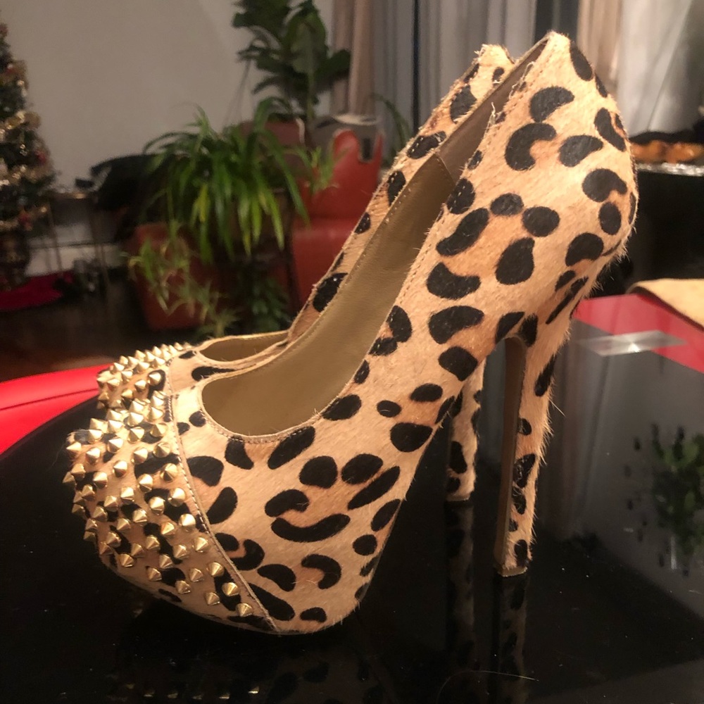 Steve Madden Leopard Print Studded Platform Heels… - image 1